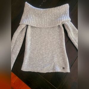Women's Hollister Sweater- Small
